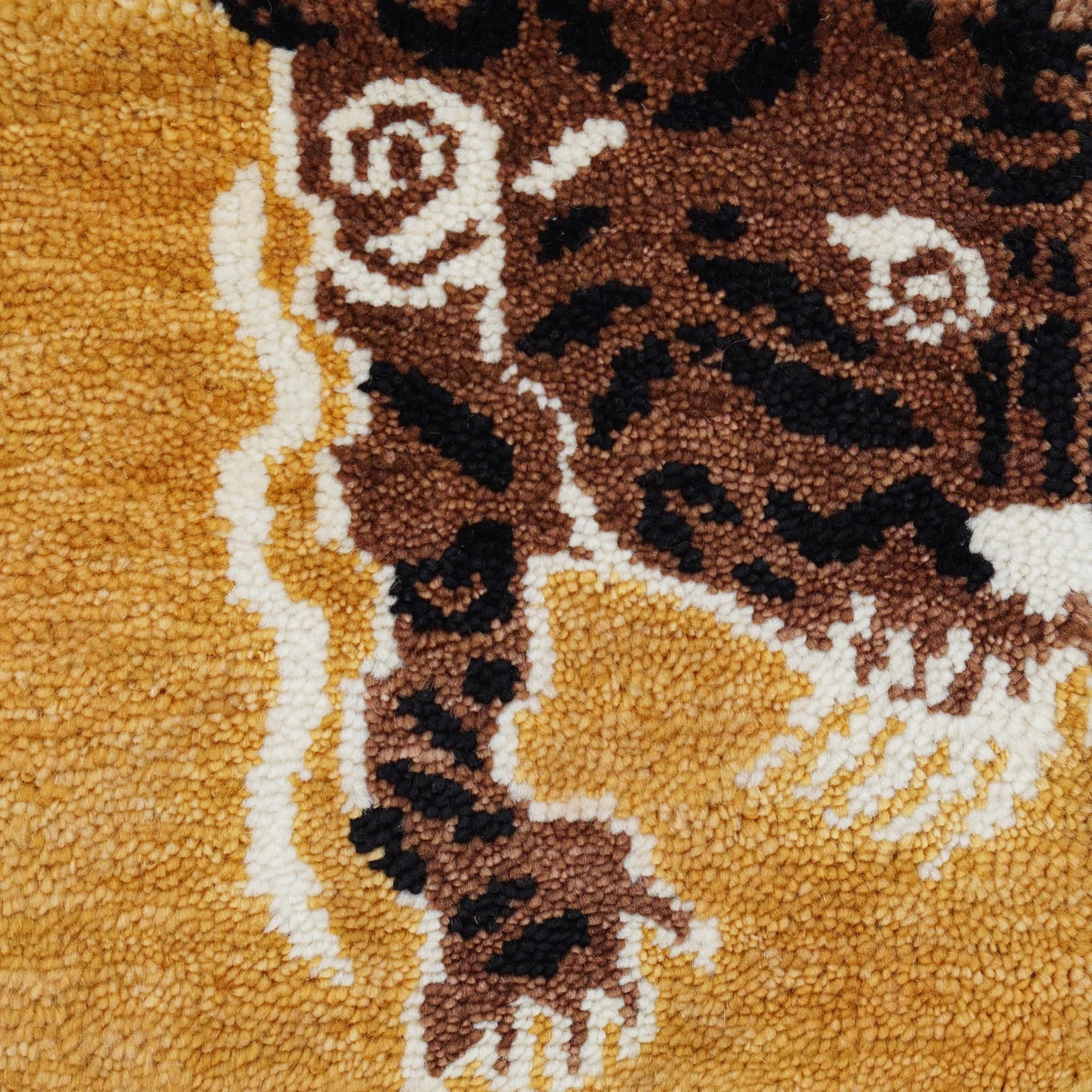 Le Tibetan Rug in Gold