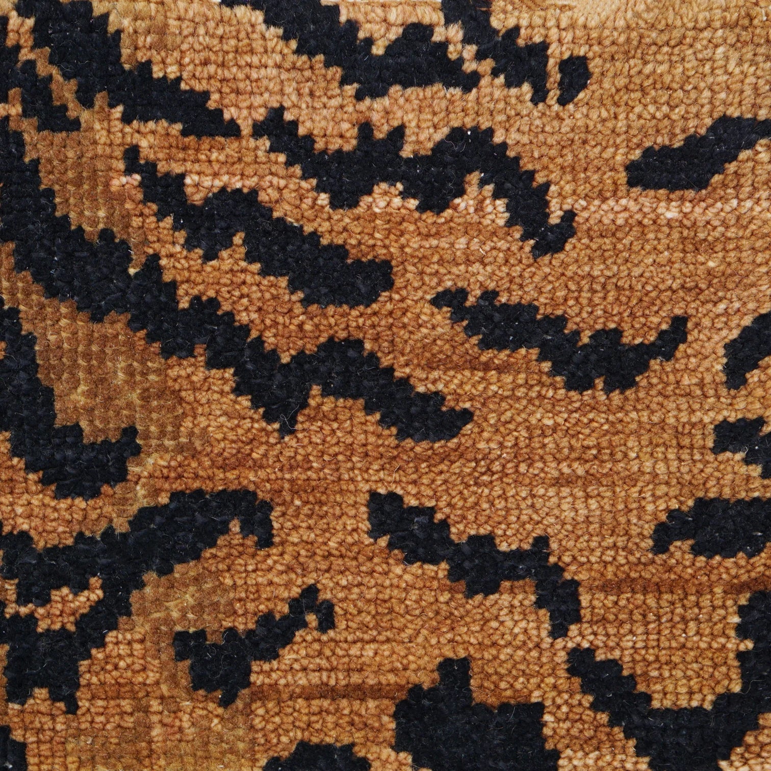 Bengal Rug in Chestnut