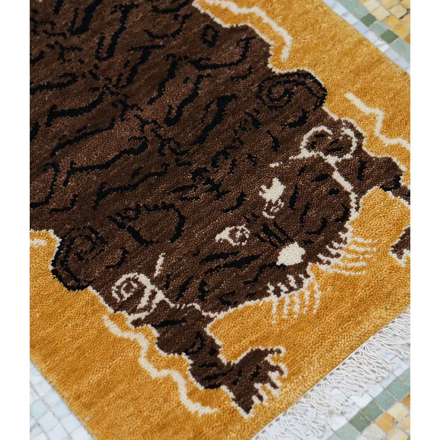 Le Tibetan Rug in Gold