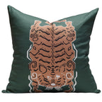 Le Tibetan en Solo Pillow in Green