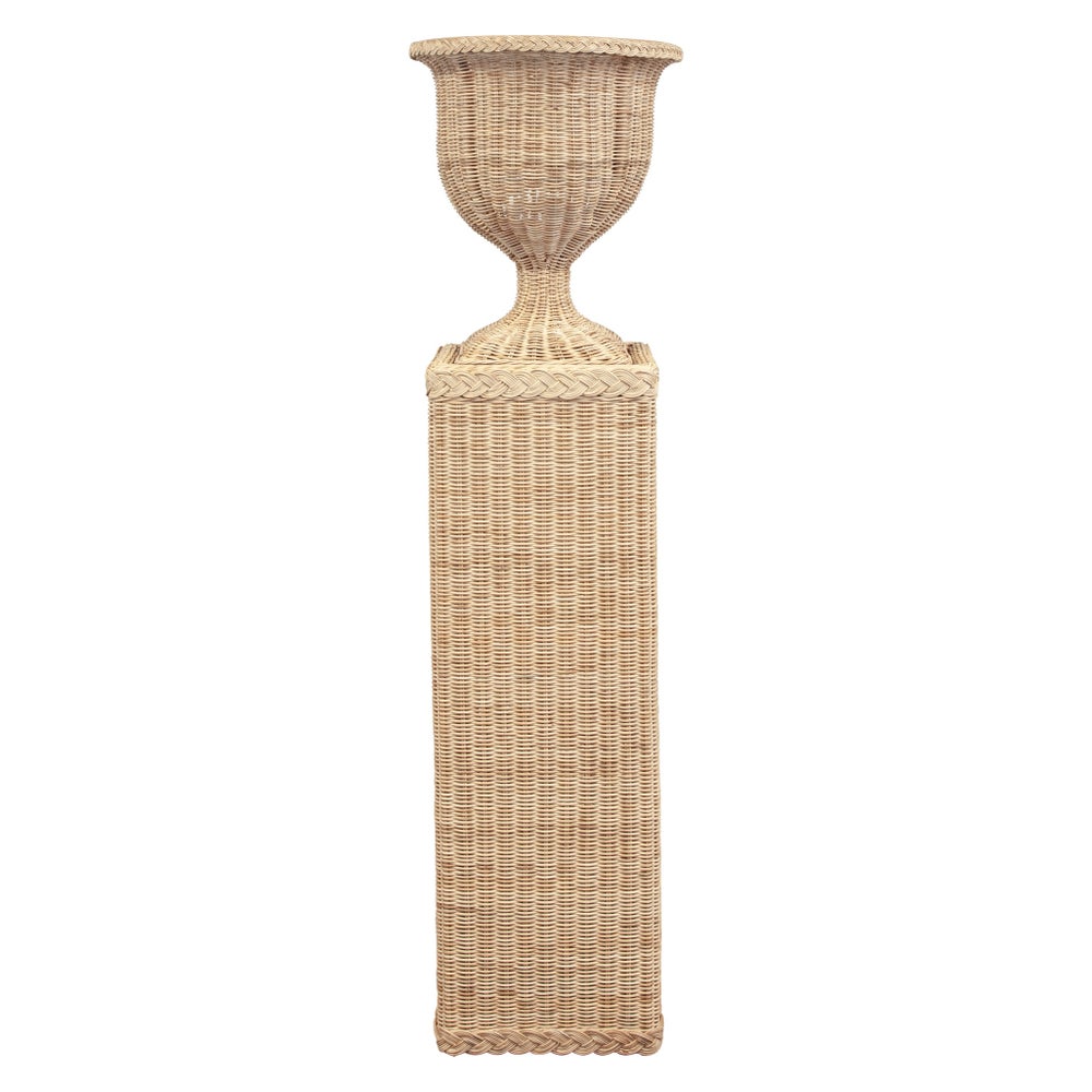 Terrace Braided Urn with Base